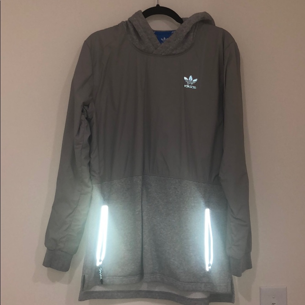 Adidas hoodie 9/10